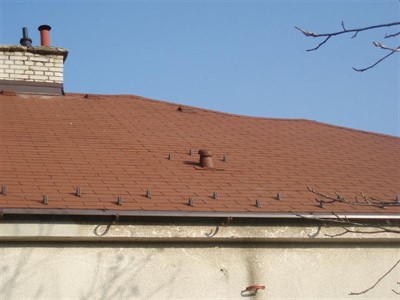 Vláknocementové šablony na střeše
